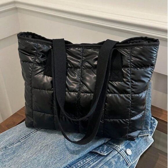 New PUFFER TOTE BAG Black 👜 - Picture 4 of 6